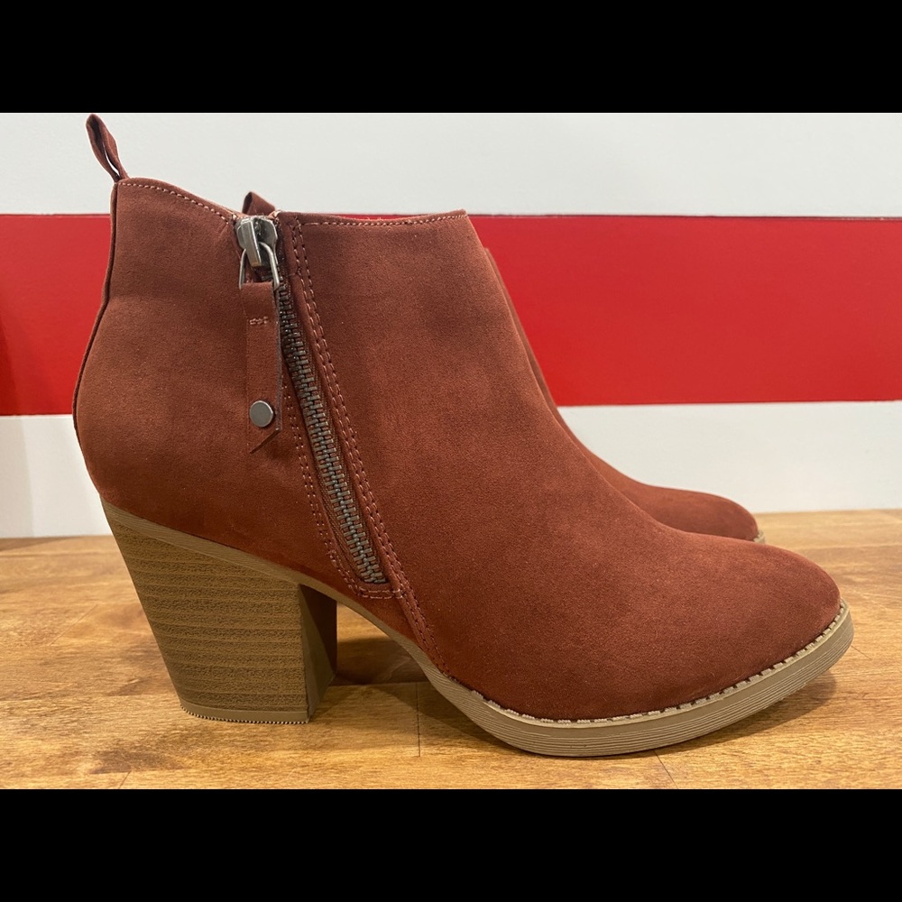 Universal Thread Ankle Boots Zip Up Heels, 8.5M US